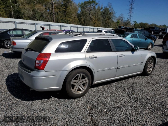 2005 Dodge Magnum RT z VIN 2D8GV58285H636754, wystawiony jako Copart lot #47697955 z przebiegiem 150 660 mil mil oraz Szkoda całkowita • Salvage title. Historia ofert i sprzedaży dostępna na DreamBid. Obrazek 3.
