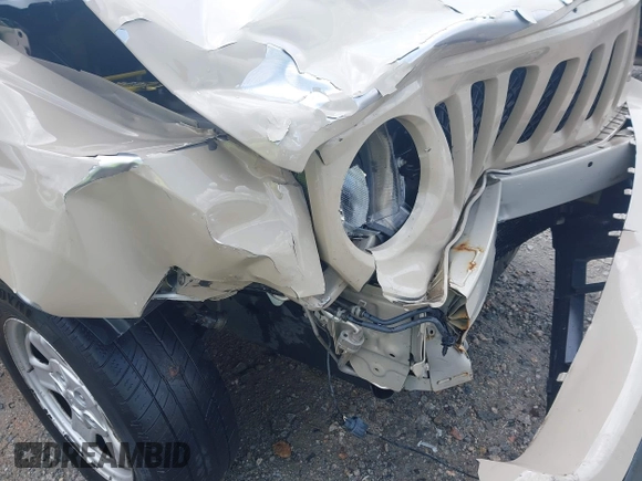 2017 Jeep Patriot Sport SE z VIN 1C4NJRBB7HD179745, wystawiony jako IAAI lot #42123308 z przebiegiem 100 255 mil mil oraz . Historia ofert i sprzedaży dostępna na DreamBid. Obrazek 19.
