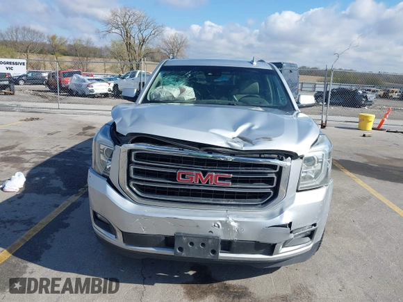 2015 GMC Yukon XL SLT z VIN 1GKS2HKCXFR618783, wystawiony jako IAAI lot #42081053 z przebiegiem 230 368 mil mil oraz . Historia ofert i sprzedaży dostępna na DreamBid. Obrazek 6.
