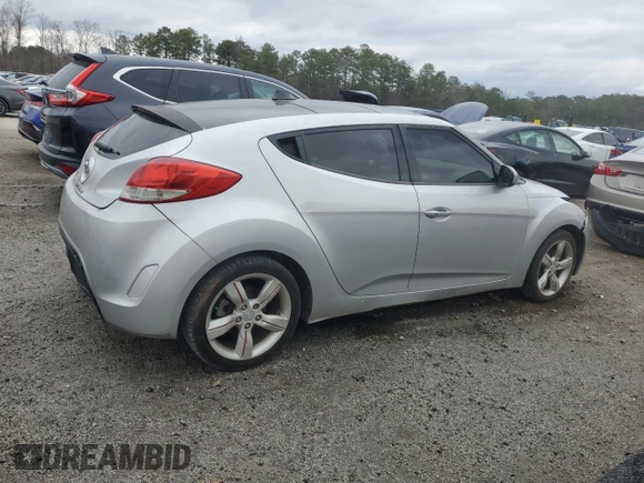 2012 Hyundai Veloster w/Red Int with VIN KMHTC6AD2CU021143, listed as a Copart auction lot 44055345 with Not provided miles and Clean title. Bid and sale history available at DreamBid. Image 3.