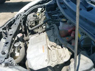 2016 Toyota Prius One z VIN JTDKDTB33G1115847, wystawiony jako IAAI lot #42533652 z przebiegiem 150 412 mil mil oraz . Historia ofert i sprzedaży dostępna na DreamBid. Obrazek 19.