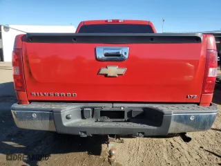 2008 Chevrolet Silverado 1500 LTZ with VIN 2GCFK13YX81177716, listed as a Copart auction lot 88589025 with 239,867 mi miles and Clean Title. Bid and sale history available at carsss.com. Image 6.