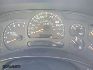 2004 Chevrolet Silverado 1500 Crew Cab Z71 with VIN 2GCEK13T641400781, listed as a IAAI auction lot 41888512 with 9,999,999 mi miles. Bid and sale history available at carsss.com. Image 7.