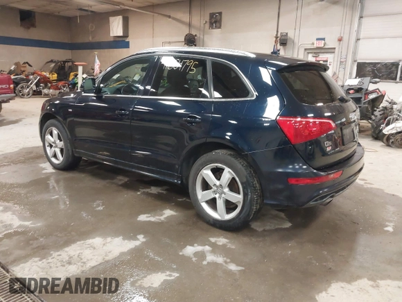 2011 Audi Q5 3.2L Premium Plus with VIN WA1DKAFP4BA028879, listed as a IAAI auction lot 41864795 with 161,288 mi miles. Bid and sale history available at carsss.com. Image 3.