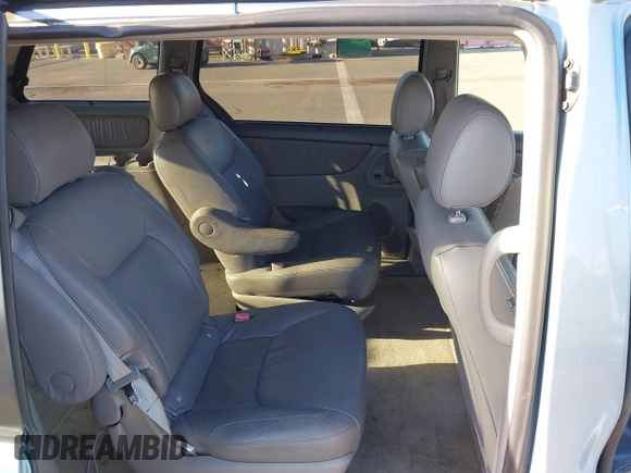 2005 Toyota Sienna XLE with VIN 5TDZA22C55S270952, listed as a IAAI auction lot 42165615 with 98,021 mi miles. Bid and sale history available at carsss.com. Image 8.