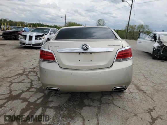 2013 Buick LaCrosse Premium 1 z VIN 1G4GF5E37DF218805, wystawiony jako Copart lot #54741965 z przebiegiem Nie podano mil oraz Czysty tytuł • Clean title. Historia ofert i sprzedaży dostępna na DreamBid. Obrazek 6.