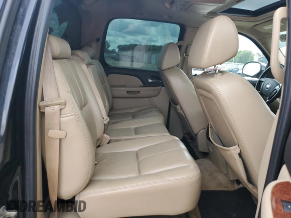 2007 Chevrolet Avalanche LT w/3LT with VIN 3GNFK12367G272731, listed as a Copart auction lot 63988024 with 189,473 mi miles and Salvage Title. Bid and sale history available at carsss.com. Image 10.