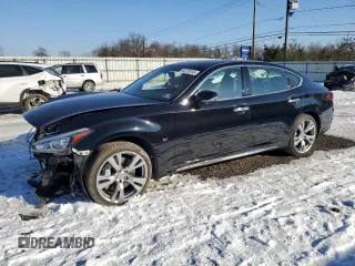 2019 Infiniti Q70 Luxe с VIN JN1BY1PR0KM725592, выставлен на аукционе Copart как лот 42179145 с пробегом 109 493 миль миль и Списание • Salvage title. История ставок и продаж доступна на DreamBid. Изображение 1.