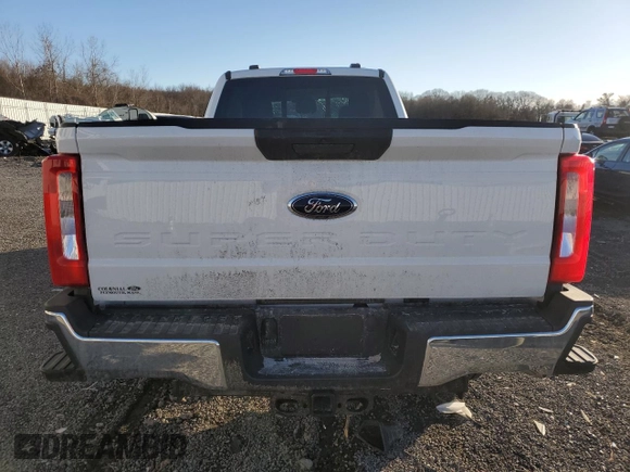 2024 Ford F-250 XL with VIN 1FT7X2BAXRED60131, listed as a Copart auction lot 46032195 with Not provided miles and Salvage title. Bid and sale history available at DreamBid. Image 6.