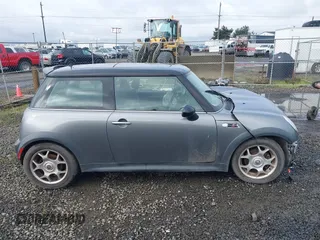 2004 MINI Hardtop S z VIN WMWRE33434TD88466, wystawiony jako IAAI lot #42012286 z przebiegiem 171 283 mil mil oraz . Historia ofert i sprzedaży dostępna na DreamBid. Obrazek 13.