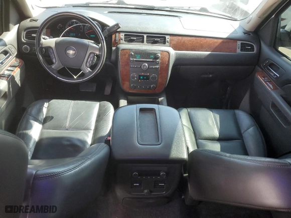 2011 Chevrolet Avalanche LT with VIN 3GNTKFE3XBG368334, listed as a Copart auction lot 46836805 with 127,269 mi miles and Salvage Title. Bid and sale history available at carsss.com. Image 8.