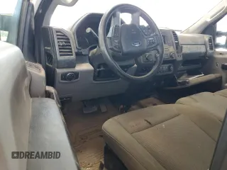2020 Ford F-250 XL z VIN 1FT7W2A64LED97621, wystawiony jako Copart lot #58361504 z przebiegiem Nie podano mil oraz Szkoda całkowita • Salvage title. Historia ofert i sprzedaży dostępna na DreamBid. Obrazek 8.