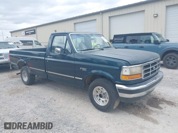 1995 Ford F-150 with VIN 1FTEF15N3SLB27468, listed as a IAAI auction lot 41848685 with 163,044 mi miles. Bid and sale history available at carsss.com. Image 1.