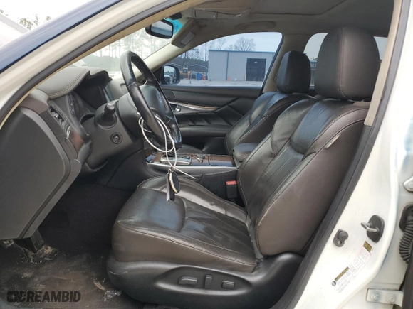 2015 Infiniti Q70L with VIN JN1BY1PP1FM602131, listed as a Copart auction lot 45463145 with 130,320 mi miles and Salvage Title. Bid and sale history available at carsss.com. Image 7.