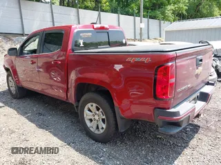 2018 Chevrolet Colorado 4WD LT z VIN 1GCGTCENXJ1214811, wystawiony jako IAAI lot #42418878 z przebiegiem 80 453 mil mil oraz . Historia ofert i sprzedaży dostępna na DreamBid. Obrazek 3.