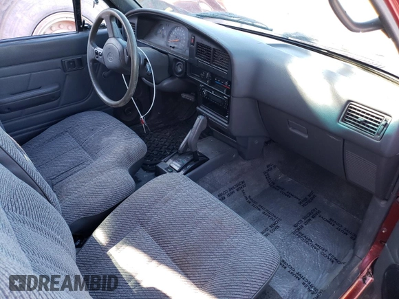 1993 Toyota Pickup DLX с VIN JT4VN13D3P5113661, выставлен на аукционе Copart как лот 43354184 с пробегом 197 307 миль миль и Списание • Salvage title. История ставок и продаж доступна на DreamBid. Изображение 8.