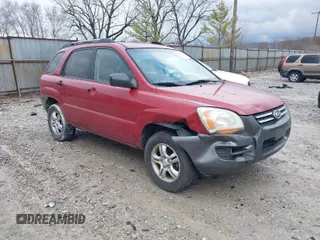 2006 Kia Sportage LX with VIN KNDJF723367282007, listed as a IAAI auction lot 41214330 with 168,793 mi miles and . Bid and sale history available at carsss.com. Image 1.