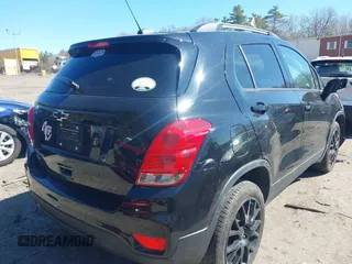 2022 Chevrolet Trax LT with VIN KL7CJPSM5NB537474, listed as a IAAI auction lot 42050358 with 61,144 mi miles and . Bid and sale history available at DreamBid. Image 4.