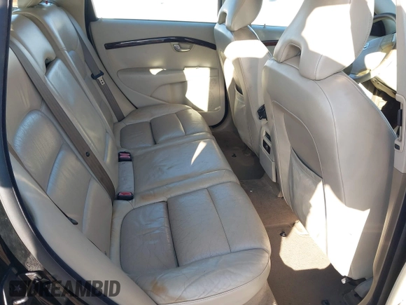 2008 Volvo V70 with VIN YV1BW982781048824, listed as a IAAI auction lot 41674791 with 184,959 mi miles and . Bid and sale history available at DreamBid. Image 8.