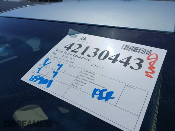 2012 Hyundai Accent GLS z VIN KMHCU4AE1CU057299, wystawiony jako IAAI lot #42130443 z przebiegiem 65 901 mil mil oraz . Historia ofert i sprzedaży dostępna na DreamBid. Obrazek 18.