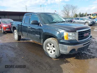 2009 GMC Sierra 1500 SLE with VIN 1GTEK29089Z292956, listed as a IAAI auction lot 41694949 with 209,095 mi miles. Bid and sale history available at carsss.com. Image 1.