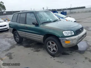 1998 Toyota RAV4 with VIN JT3GP10V9W7032820, listed as a IAAI auction lot 42046186 with 312,888 mi miles. Bid and sale history available at carsss.com. Image 1.
