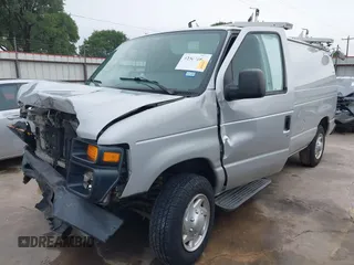 2009 Ford Econoline Cargo Commercial z VIN 1FTNE14W29DA56023, wystawiony jako IAAI lot #42362663 z przebiegiem 211 326 mil mil oraz . Historia ofert i sprzedaży dostępna na DreamBid. Obrazek 19.