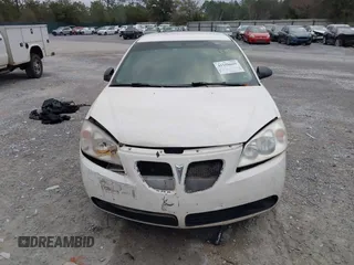 2005 Pontiac G6 GT with VIN 1G2ZH528254152768, listed as a IAAI auction lot 41558669 with 1 mi miles. Bid and sale history available at carsss.com. Image 12.