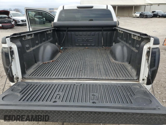 2006 GMC Canyon Work Truck with VIN 1GTCS148368158209, listed as a Copart auction lot 42955385 with 132,992 mi miles and Salvage Title. Bid and sale history available at carsss.com. Image 10.