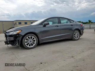 2017 Ford Fusion SE z VIN 3FA6P0HD6HR174699, wystawiony jako Copart lot #58764755 z przebiegiem 109 104 mil mil oraz Tytuł czysty. Historia ofert i sprzedaży dostępna na DreamBid. Obrazek 1.