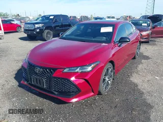 2019 Toyota Avalon XLE with VIN 4T1BZ1FB6KU013498, listed as a IAAI auction lot 42085943 with 61,851 mi miles. Bid and sale history available at carsss.com. Image 6.