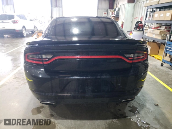 2015 Dodge Charger SE z VIN 2C3CDXBG6FH848445, wystawiony jako Copart lot #54825915 z przebiegiem 121 764 mil mil oraz Szkoda całkowita • Salvage title. Historia ofert i sprzedaży dostępna na DreamBid. Obrazek 6.