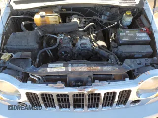 2005 Jeep Liberty Limited with VIN 1J4GK58K55W560400, listed as a Copart auction lot 76913964 with 208,040 mi miles and Salvage Title. Bid and sale history available at carsss.com. Image 12.