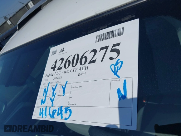 2014 Toyota RAV4 LE with VIN JTMZFREV0EJ020622, listed as a IAAI auction lot 42606275 with 41,645 mi miles and . Bid and sale history available at DreamBid. Image 18.