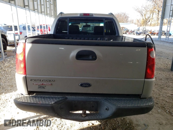 2002 Ford Explorer Sport Trac Value с VIN 1FMZU77E92UC93779, выставлен на аукционе Copart как лот 85371654 с пробегом 253 245 миль миль и Списание • Salvage title. История ставок и продаж доступна на DreamBid. Изображение 6.