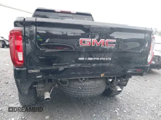 2022 GMC Sierra 1500 AT4 with VIN 1GTU9EET8NZ176059, listed as a IAAI auction lot 41250922 with 28,528 mi miles. Bid and sale history available at carsss.com. Image 6.