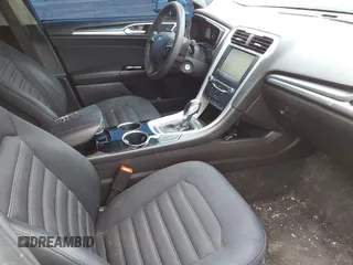 2013 Ford Fusion SE with VIN 3FA6P0HR8DR233533, listed as a IAAI auction lot 41903181 with 166,240 mi miles. Bid and sale history available at carsss.com. Image 5.