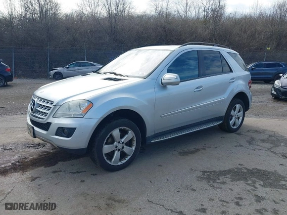 2009 Mercedes-Benz M-Class 3.5L with VIN 4JGBB86E89A458540, listed as a IAAI auction lot 41748270 with NaN miles. Bid and sale history available at carsss.com. Image 2.