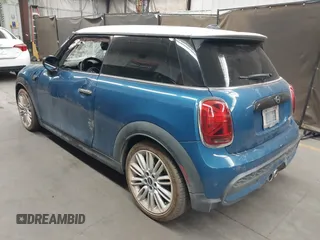 2022 MINI Hardtop Cooper S with VIN WMW53DH05N2R09949, listed as a IAAI auction lot 42111646 with 88,175 mi miles and . Bid and sale history available at DreamBid. Image 3.
