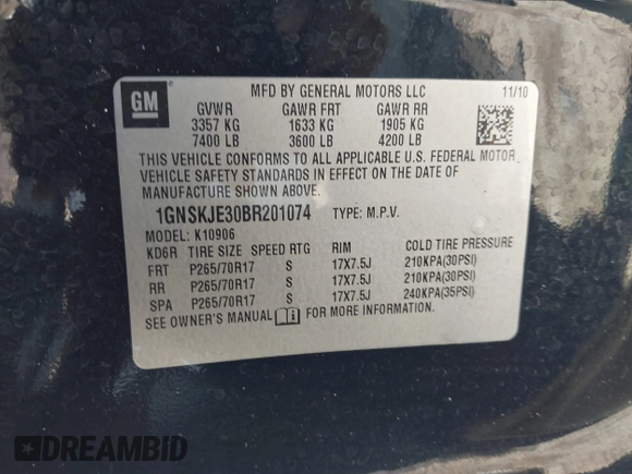 2011 Chevrolet Suburban LT with VIN 1GNSKJE30BR201074, listed as a IAAI auction lot 41986073 with 182,611 mi miles. Bid and sale history available at carsss.com. Image 9.