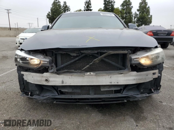 2014 BMW 3 Series 328i z VIN WBA3C1C59EK111446, wystawiony jako Copart lot #58024785 z przebiegiem 125 627 mil mil oraz Szkoda całkowita • Salvage title. Historia ofert i sprzedaży dostępna na DreamBid. Obrazek 5.