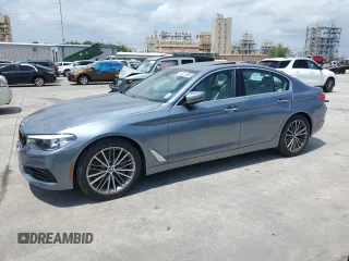 2017 BMW 5 Series 530i z VIN WBAJA5C33HG896248, wystawiony jako Copart lot #54623895 z przebiegiem Nie podano mil oraz Szkoda całkowita • Salvage title. Historia ofert i sprzedaży dostępna na DreamBid. Obrazek 1.