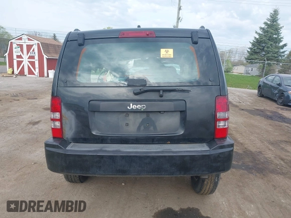 2012 Jeep Liberty Sport z VIN 1C4PJMAK8CW196015, wystawiony jako IAAI lot #42093090 z przebiegiem Nie podano mil oraz . Historia ofert i sprzedaży dostępna na DreamBid. Obrazek 15.