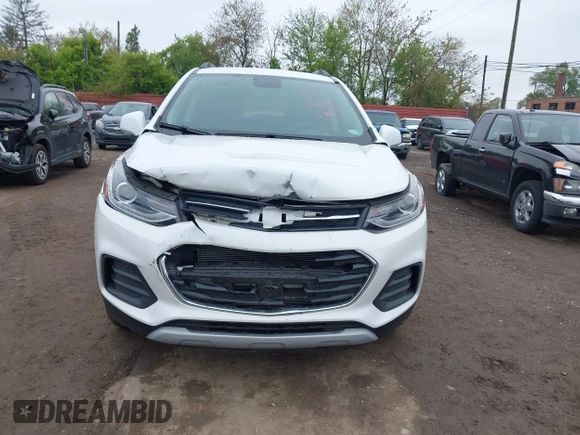 2021 Chevrolet Trax LT with VIN KL7CJPSB2MB358581, listed as a IAAI auction lot 42243675 with 32,517 mi miles and . Bid and sale history available at DreamBid. Image 12.