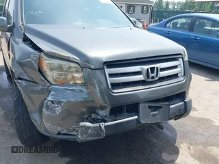 2007 Honda Pilot EX-L z VIN 5FNYF18517B001550, wystawiony jako IAAI lot #42263555 z przebiegiem 246 317 mil mil oraz . Historia ofert i sprzedaży dostępna na DreamBid. Obrazek 17.
