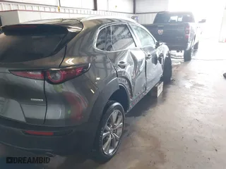 2022 Mazda CX-30 2.5 S Preferred Package with VIN 3MVDMBCL3NM422029, listed as a IAAI auction lot 41232492 with 33,648 mi miles. Bid and sale history available at carsss.com. Image 6.