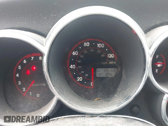 2006 Pontiac Vibe z VIN 5Y2SL65886Z437301, wystawiony jako IAAI lot #42048043 z przebiegiem 126 768 mil mil oraz . Historia ofert i sprzedaży dostępna na DreamBid. Obrazek 7.