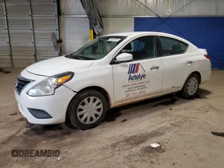 2018 Nissan Versa S Plus z VIN 3N1CN7AP6JL872807, wystawiony jako Copart lot #55932055 z przebiegiem 161 324 mil mil oraz Czysty tytuł • Clean title. Historia ofert i sprzedaży dostępna na DreamBid. Obrazek 1.