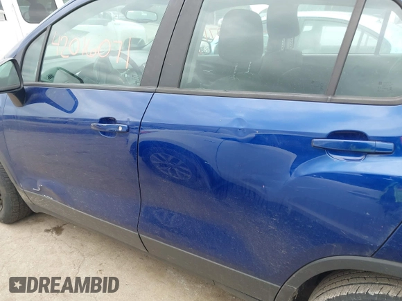 2017 Chevrolet Trax LS with VIN 3GNCJKSB0HL177786, listed as a IAAI auction lot 42016071 with 237,428 mi miles. Bid and sale history available at carsss.com. Image 14.