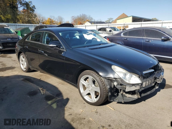 2007 Mercedes-Benz CLS-Class 5.5L with VIN WDDDJ72X37A080034, listed as a Copart auction lot 77105634 with 5,546 mi miles and Salvage Title. Bid and sale history available at carsss.com. Image 4.